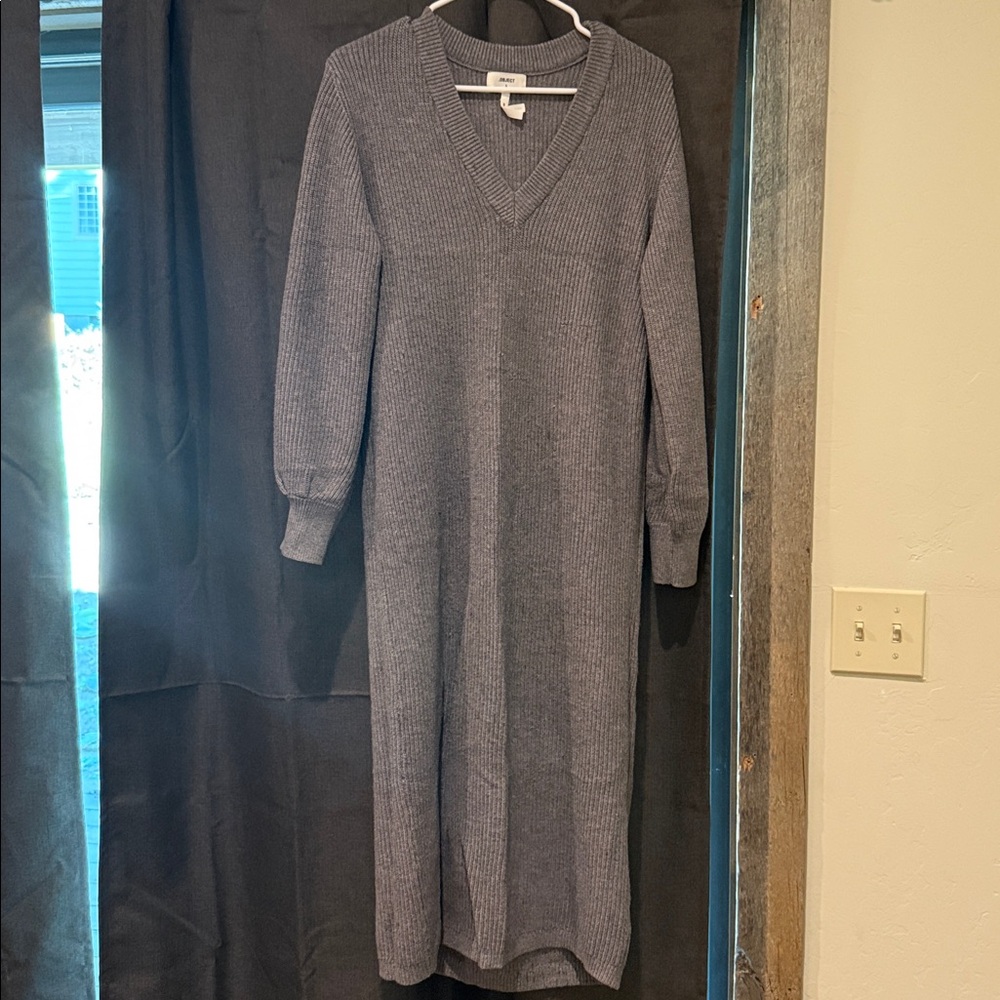 Gray V-Neck Knit Dress